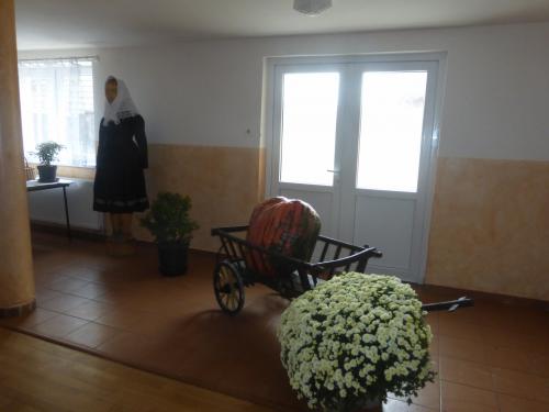Posedenie s dôchodcami